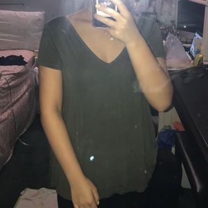 flowy open back v-neck tshirt